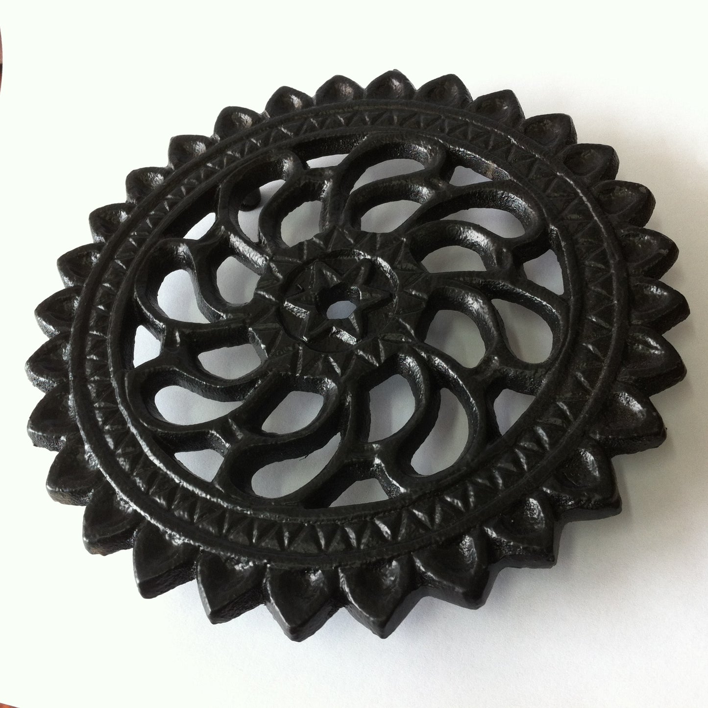 Pivot Trivet